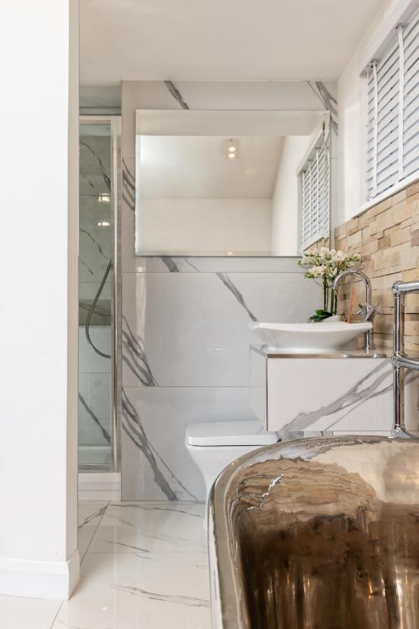 אינברנס Relax In Super Size Copper Tub - 2 Bedroom Villa מראה חיצוני תמונה
